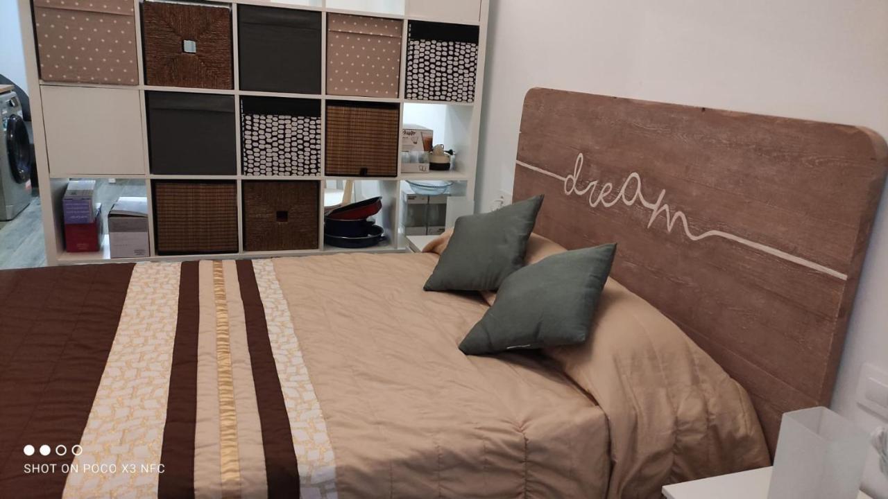 Apartmentsuitespain Playa - Universidades Βαλένθια Εξωτερικό φωτογραφία